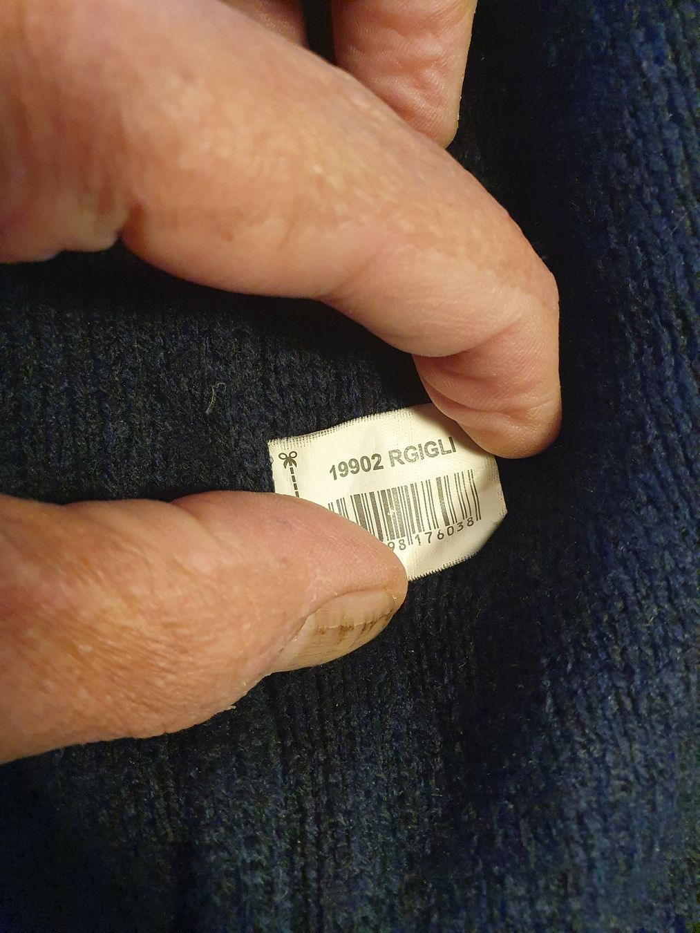 Hüte, Mützen & Caps: Muff 100% Acryl blau – Gebraucht aus Zürich von loosebone 2