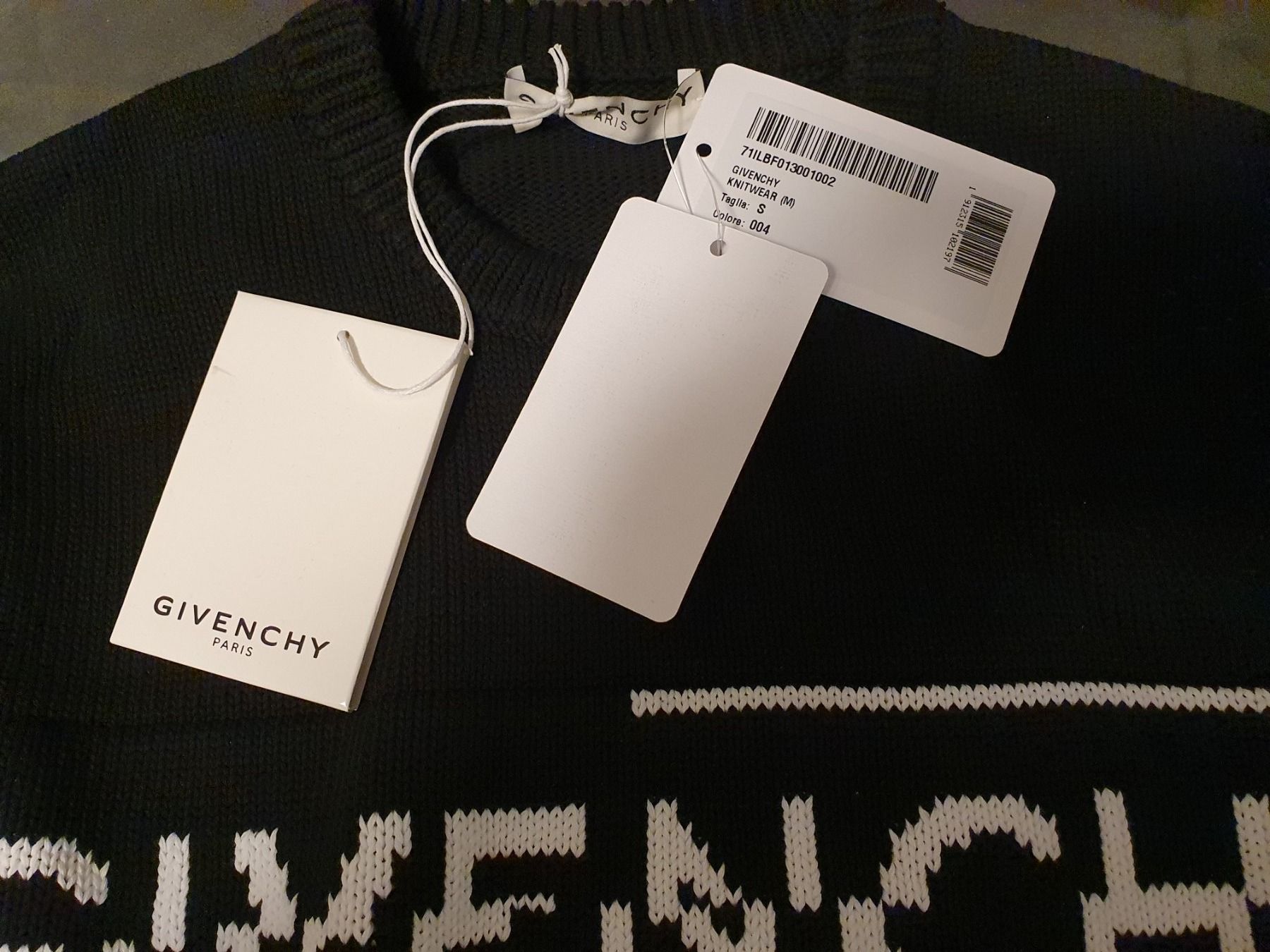 Givenchy Maglioni & Felpe: Givenchy Pullover schwarz Gr. S Original – Nuovo (secondo la descrizione) da Kreuzlingen venduto da RahMal 5