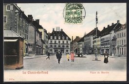 AK La Chaux-de-Fonds, Place du Marche