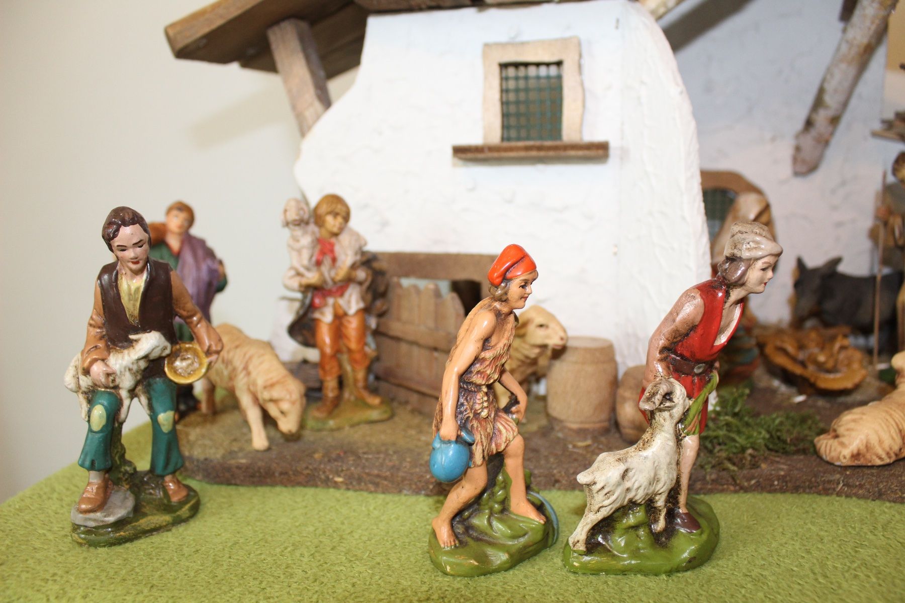 Tutte le decorazioni: Weihnachtskrippe – Usato da Sursee venduto da Santenberg 2