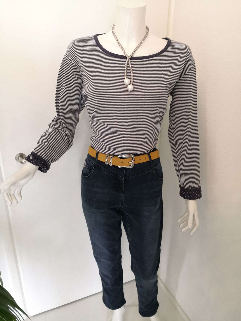 Pullover & Sweatshirts: 🤩MODDISON PULLOVER BLAU-WEISS GESTREIFT – Gebraucht aus Olten von Naja-Twins-Twins 6