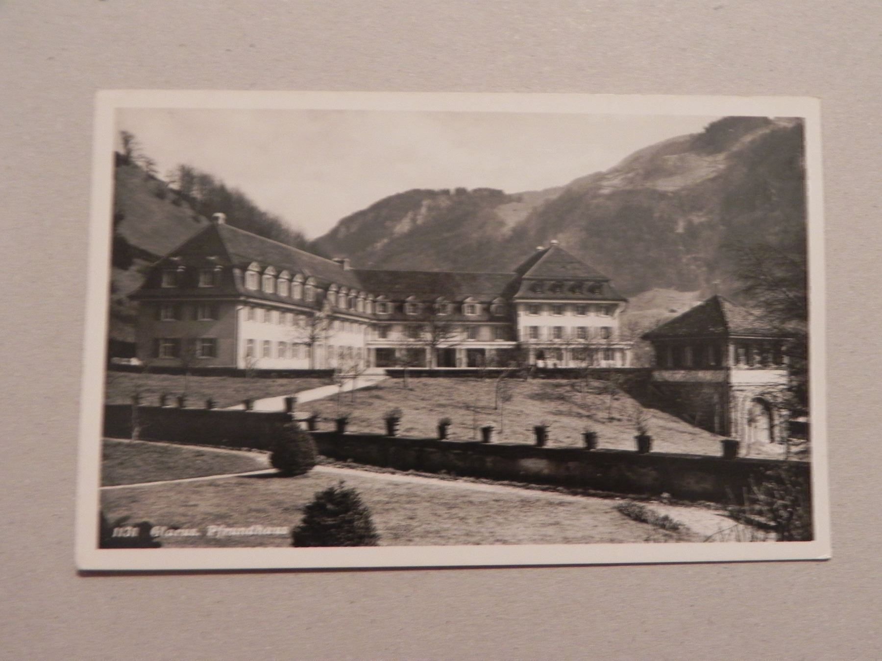 Cartoline postali: Ansichtskarte Glarus GL Pfrundhaus 1930 – Usato da Siebnen venduto da krimsie