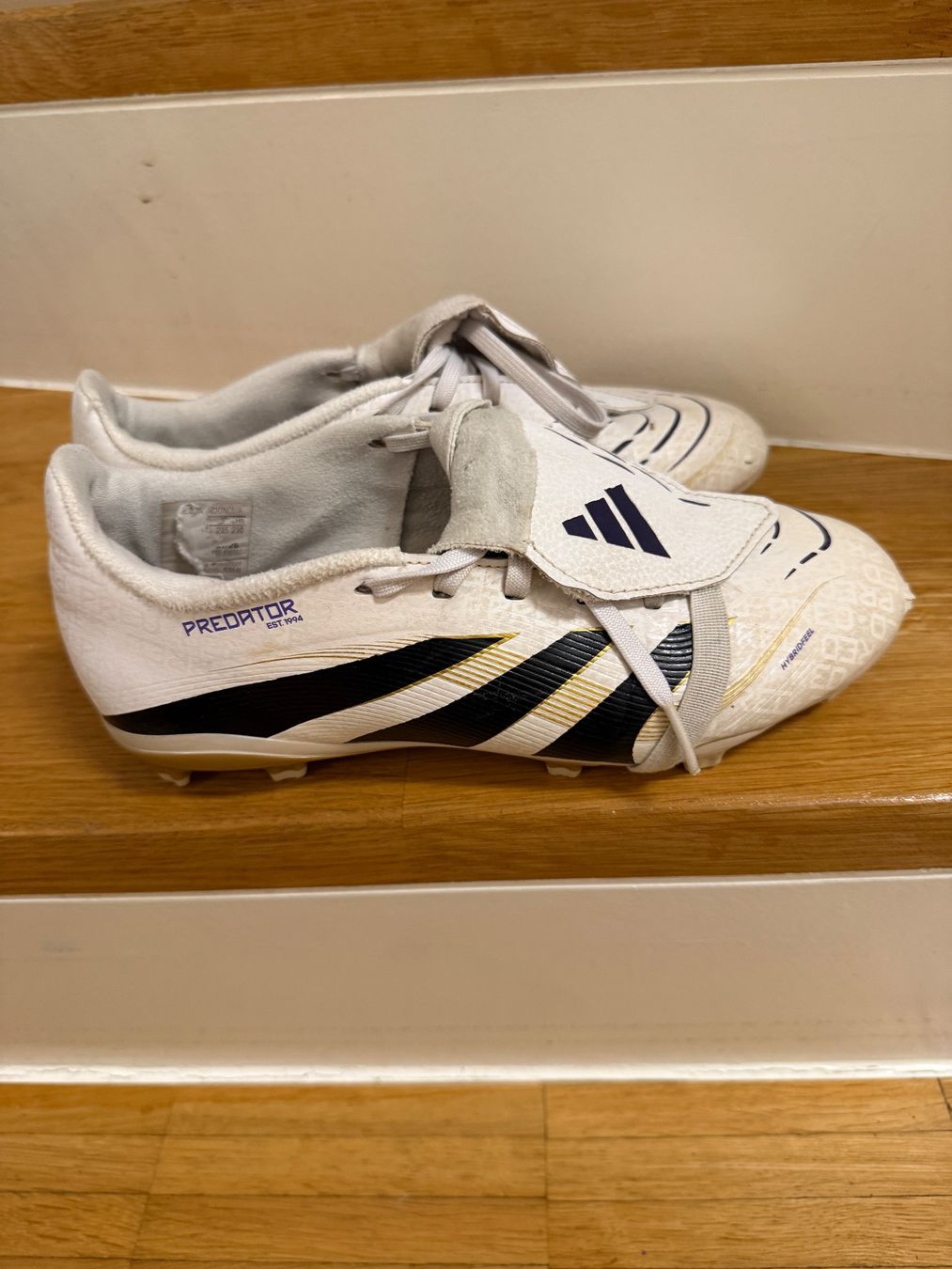 Adidas Scarpe per ragazzi: Fussballschuhe Adidas, Gr. 37 2/3 – Usato da Opfikon venduto da Lui_07 1