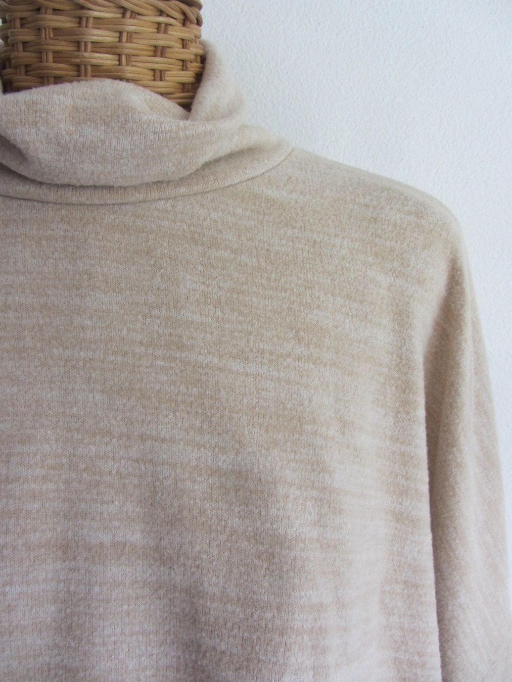 H&M Pullover & Sweatshirts: Rollkragen Pullover kuschelig weich - XL – Gebraucht aus Zürich von Diazaio 1