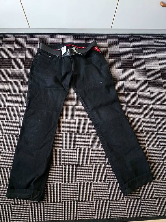 Pantaloni: Damen Motorrad Sommerhosen – Usato da Seewen SZ venduto da Yelka93