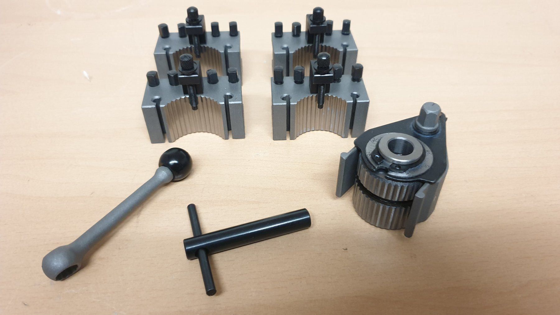 Tutti gli attrezzi: Aa MultiFix Schnellwechselhalter12mm – Nuovo e nell'imballaggio originale da Hinteregg venduto da Amerizium 1