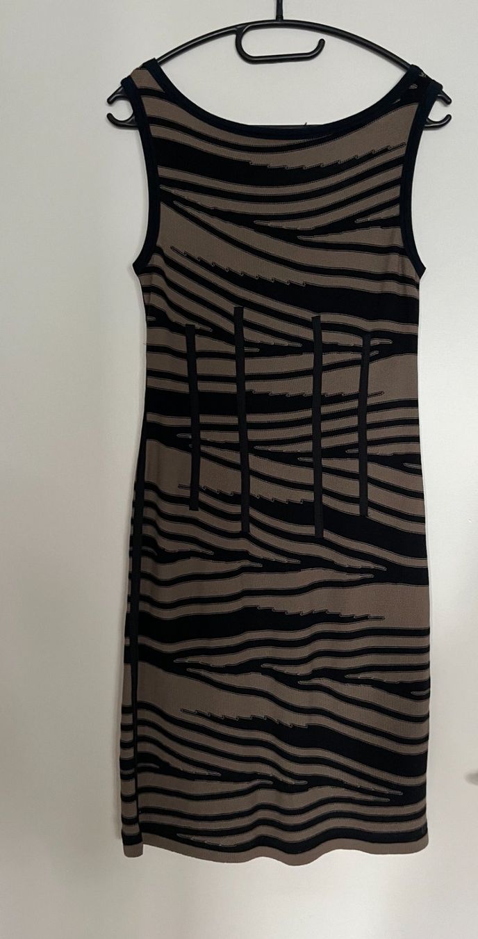 Marc Cain Robes: marccain Strickkleid Grösse 2 – D'occasion à Luzern par Lampion 1