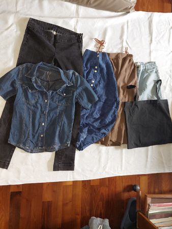 Kleiderpaket Damen Grösse 38 Jeanshemd, Hose, Röcke,Top