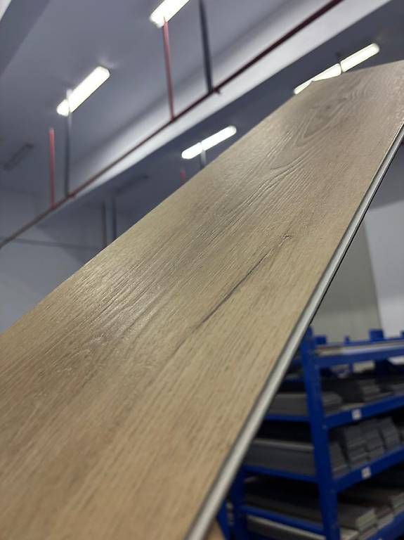 Bodenbeläge: Vinyl Bodenbeläge  – Gebraucht aus Oberhasli von Mobel_Fedko-2022 1