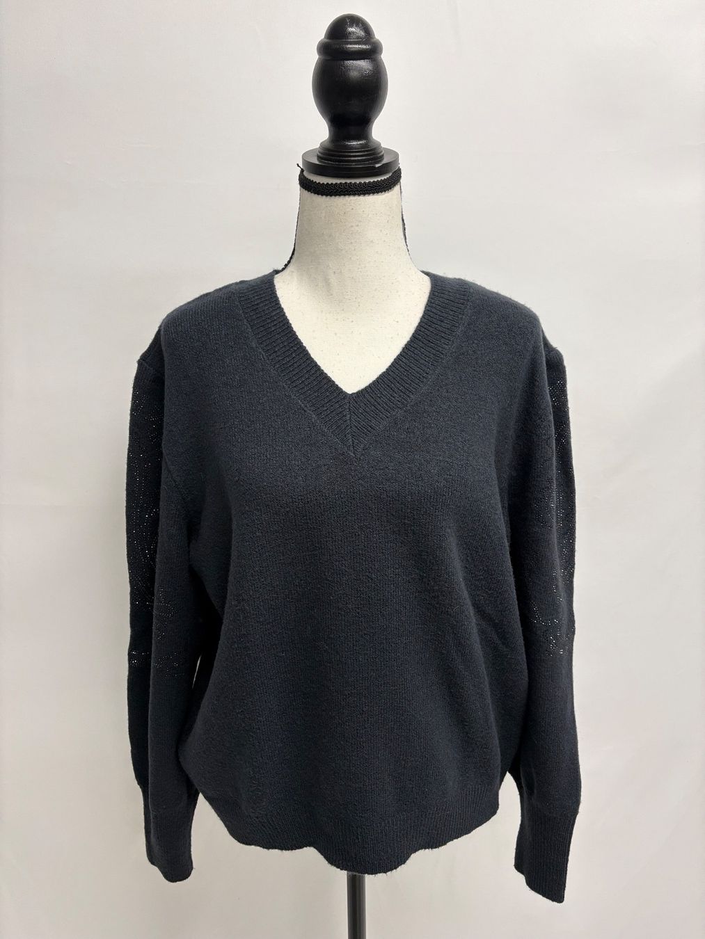 Monari Maglioni & Felpe: Monari Strickpullover mit Strass Gr. 40 grau – Nuovo (secondo la descrizione) da Regensdorf venduto da secondchancefashion