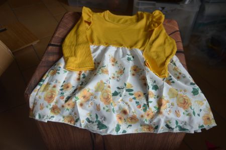 TAILLE 92-98 - JOLIE ROBE NEU