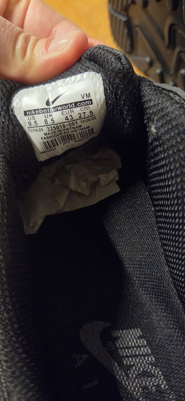 Nike Scarpe da uomo: Nike Air Max Grösse 43 schwarz – Nuovo (secondo la descrizione) da Basel venduto da jco_m8nq 1