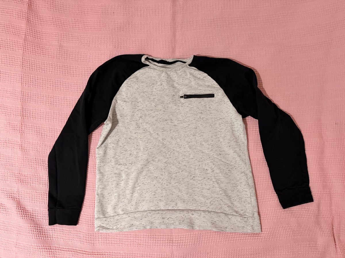 Maglioni & Felpe: 9 Pullover + Hoodies. Kaum getragen! – Usato da Bellach venduto da nyyx 2