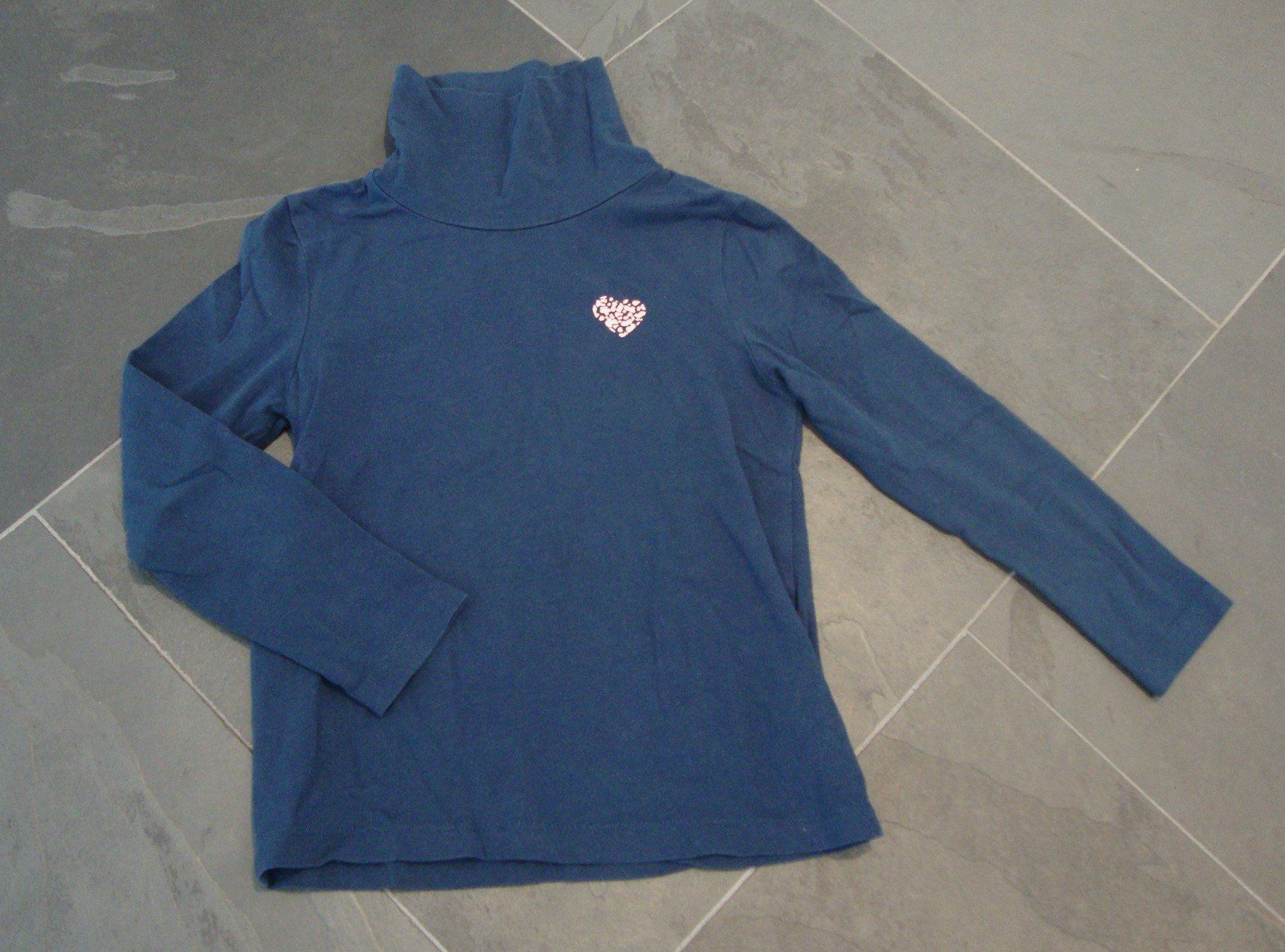 Maglioni & Felpe: ++ leichter Pullover mit Rollkragen ++ Gr. 110 / 116 ++ – Usato da Chur venduto da aladin_04
