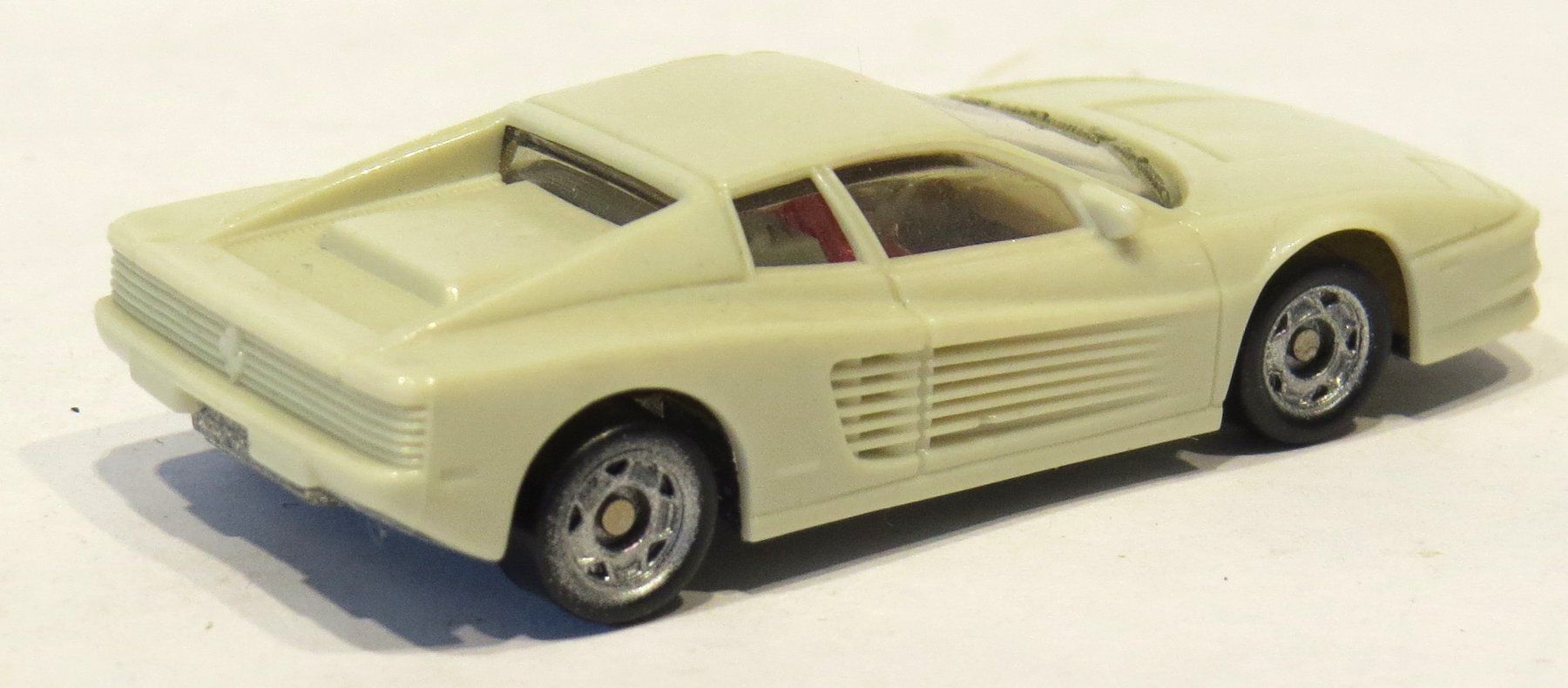 Ferrari Modellini d'auto: 1:87 Ferrari Testarossa von Monogram – Nuovo e nell'imballaggio originale da Ettingen venduto da campione_1 1