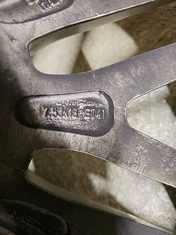 Opel Pneumatici & Ruote complete: Opel original Kompletträder 18Zoll – Usato da Neuhausen venduto da Gwerdi5 2