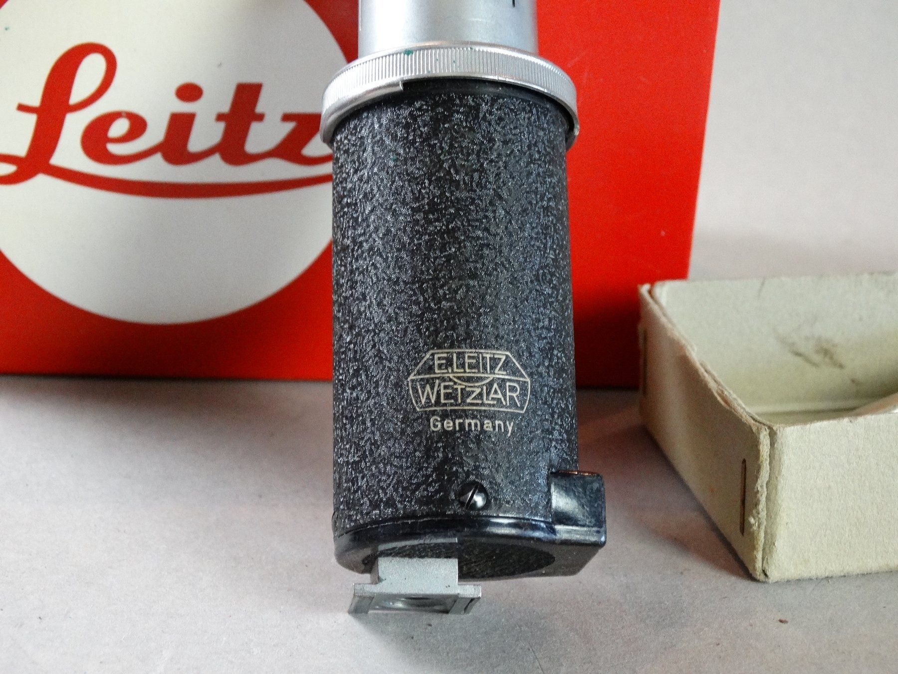 Leitz Fotocamera: Leica Leitz Blitzgerät Leica-Code: CEYOO / Baujahre:1950 -59 – Usato da Grossaffoltern venduto da mulani 3