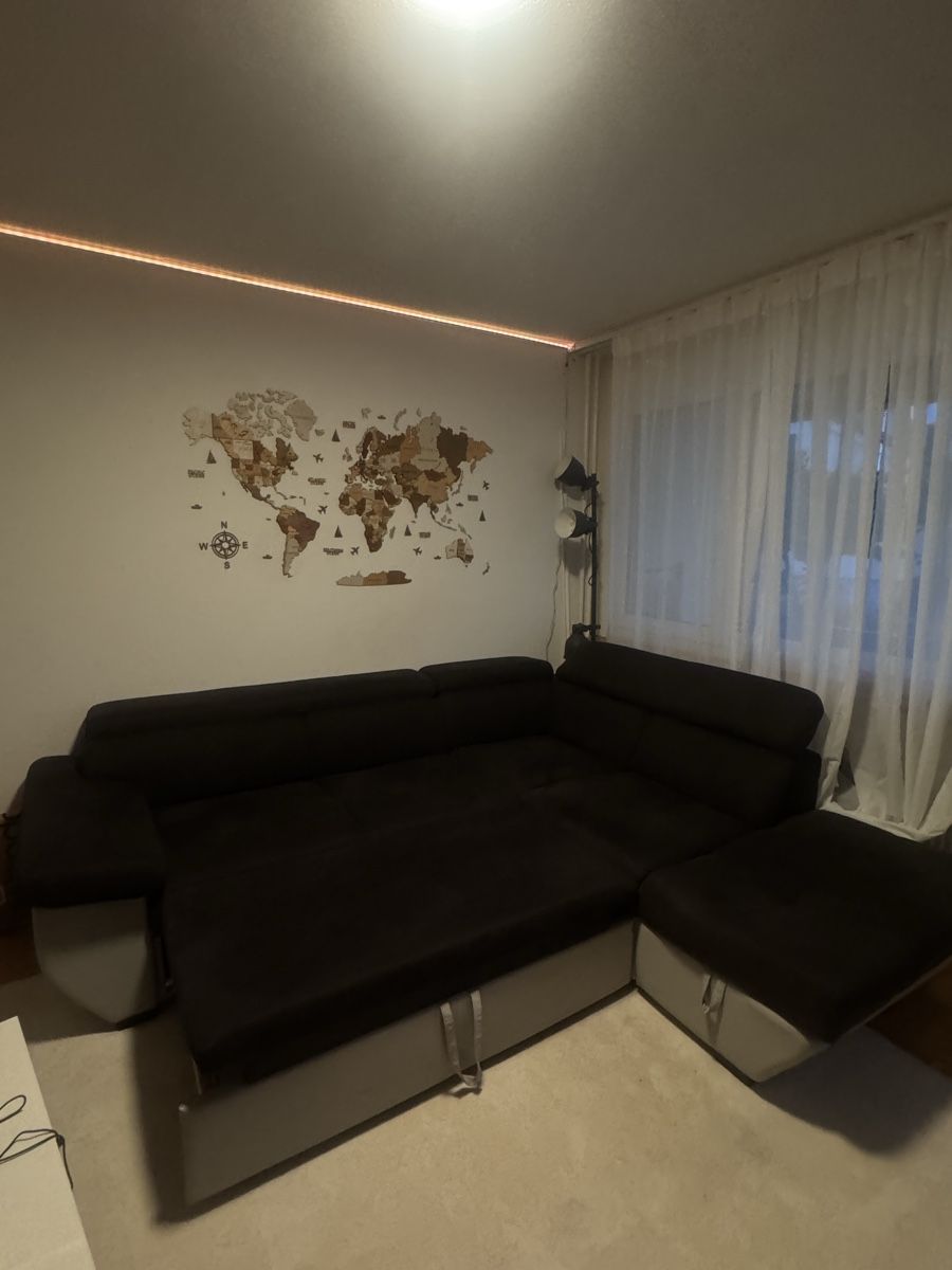 Sofas: Ecksofa mit Schlaffunktion dunkelgrau guter Zustand – Gebraucht aus Oberbipp von luk_w8dk