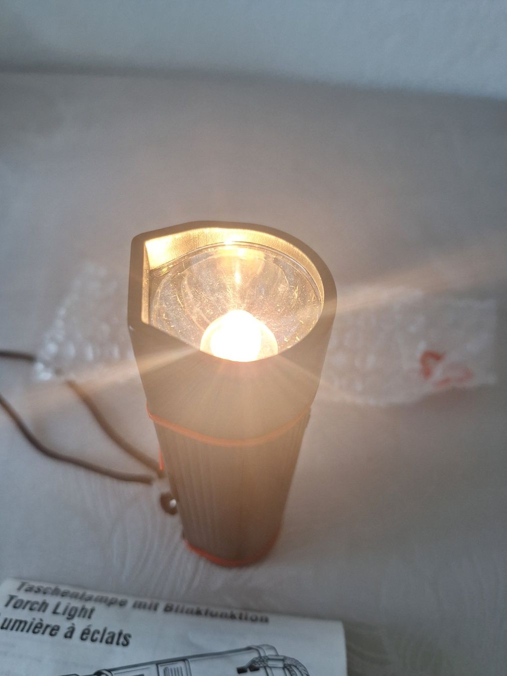 Lampade: Taschenlampe mit Blinkfunktion – Nuovo (secondo la descrizione) da Zürich venduto da Lemon007 1