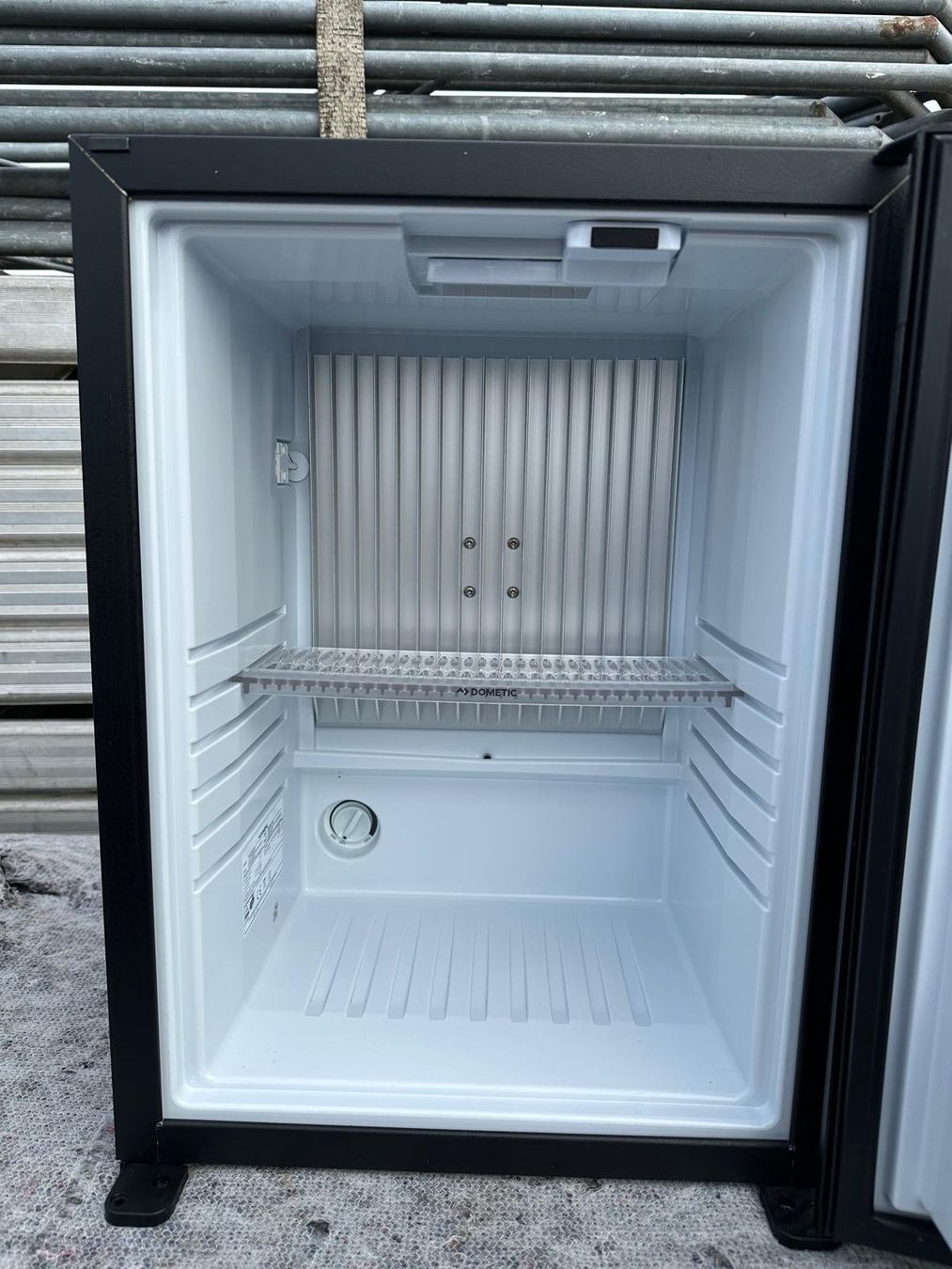 Frigoriferi: Minibar Dometic RH 430 NTE – Usato da Spreitenbach venduto da Space_X 4
