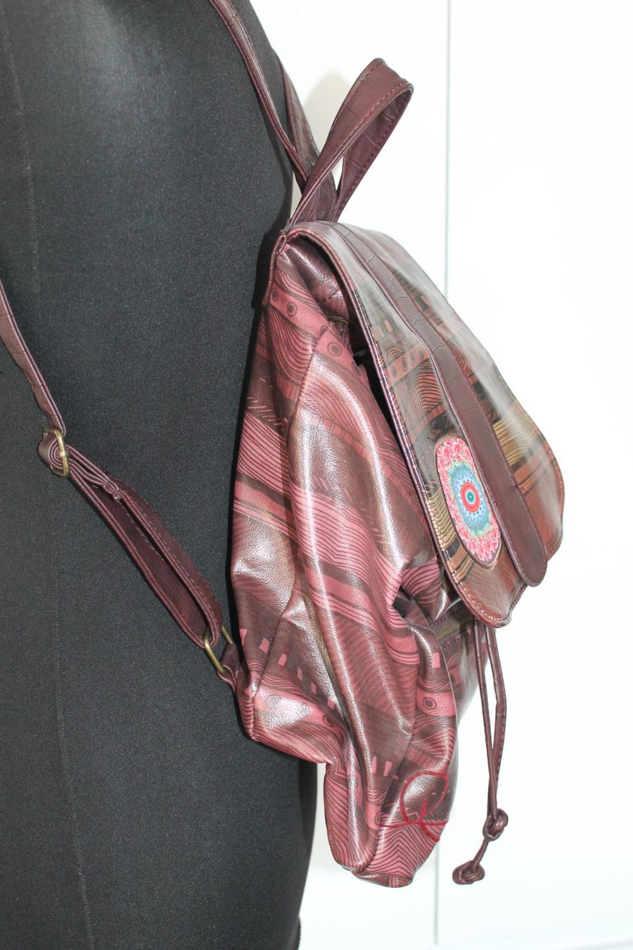 Desigual Zaini: Sac à dos DESIGUAL neuf – Nuovo (secondo la descrizione) da Chez-le-Bart venduto da jasse 1