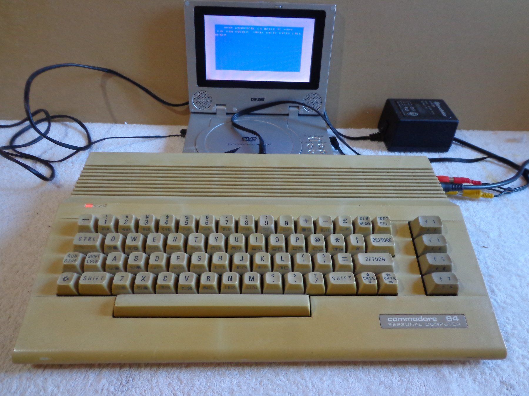 Commodore PC: Commodore 64 C64C, Original – Usato da Ligornetto venduto da Faffarel 1
