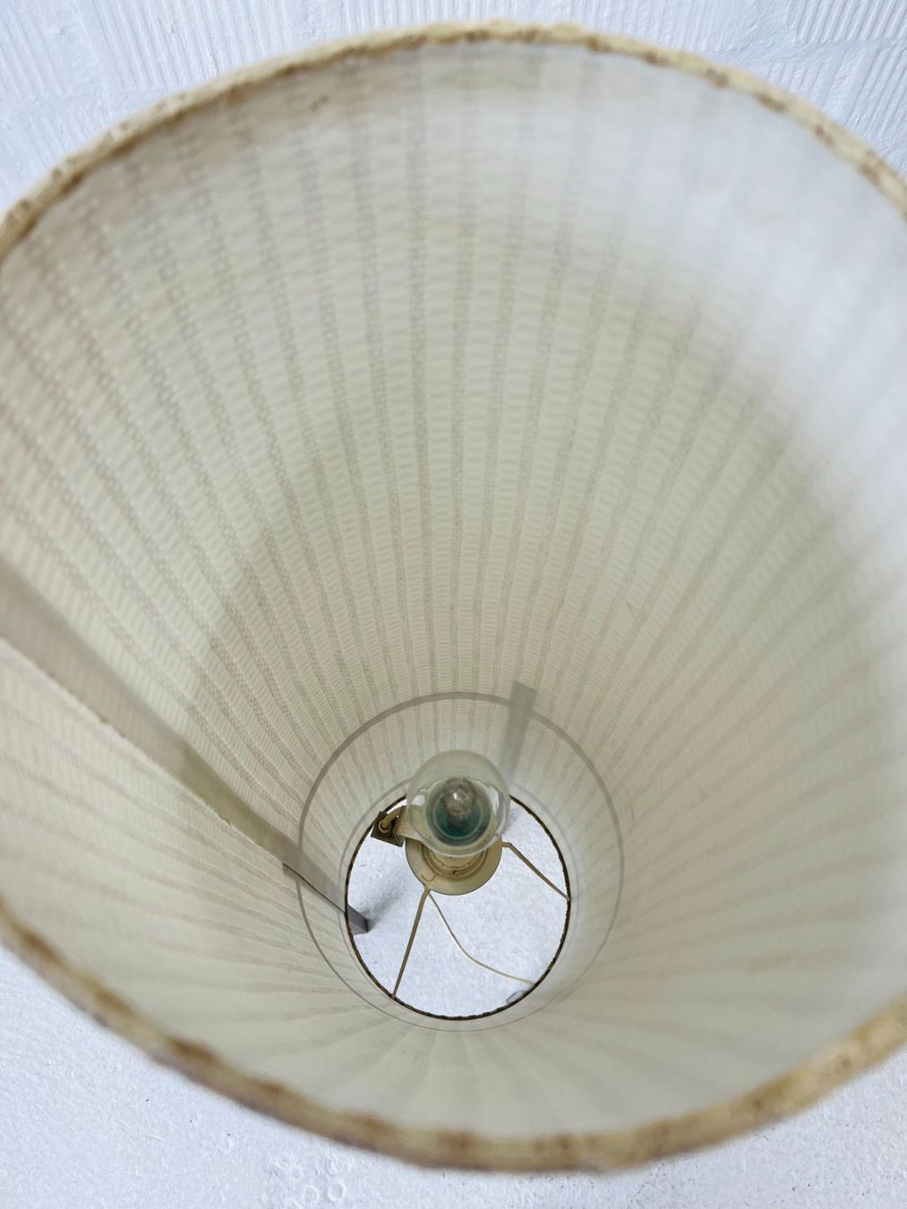 Lampen: Vintage Stehlampe I 60er Jahre – Gebraucht aus Walzenhausen von stilvollwohnen 3
