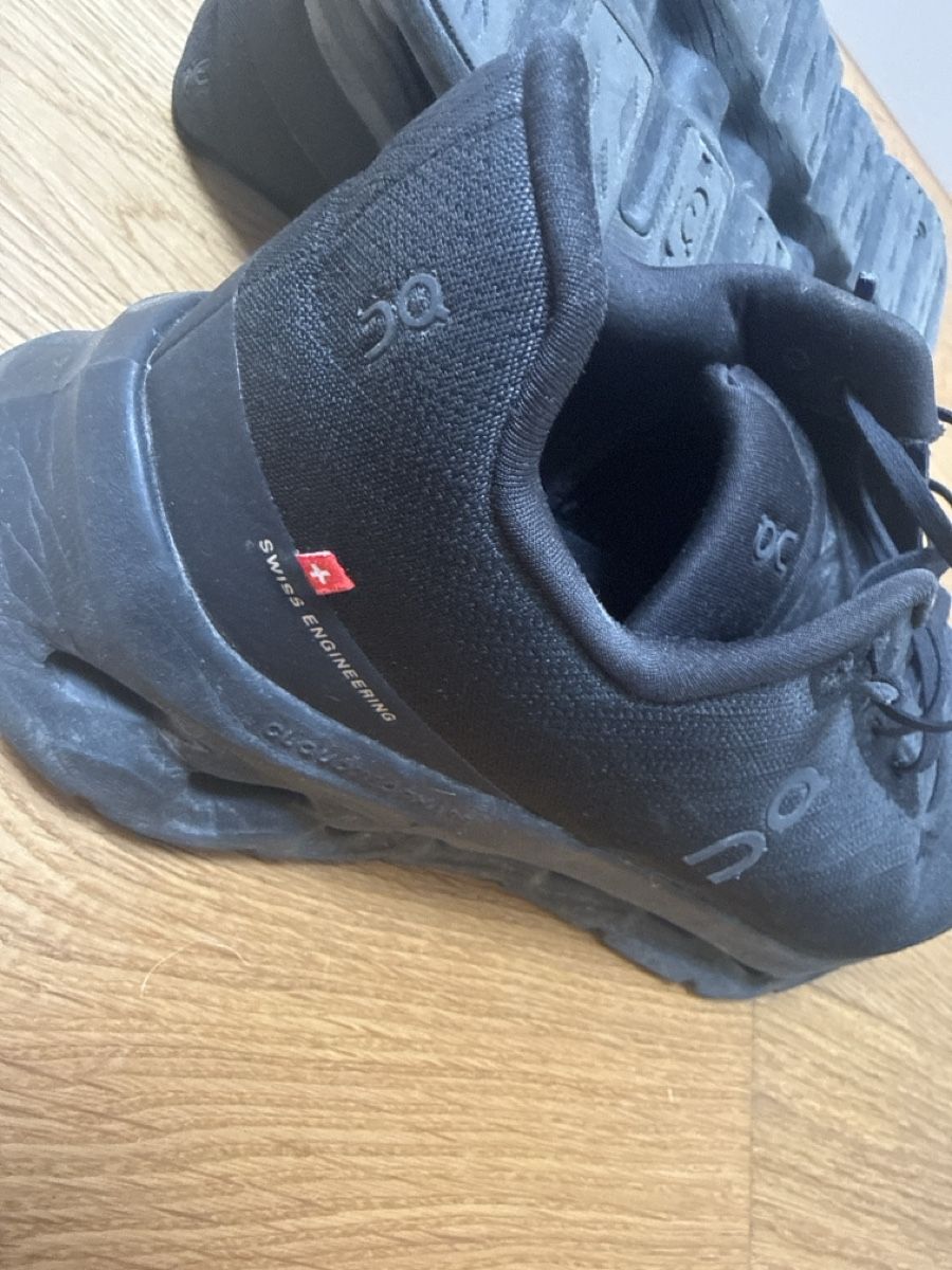 On Scarpe da uomo: On Running Cloudtilt shoes black size EU46  – Usato da Zürich venduto da bremetobias 3