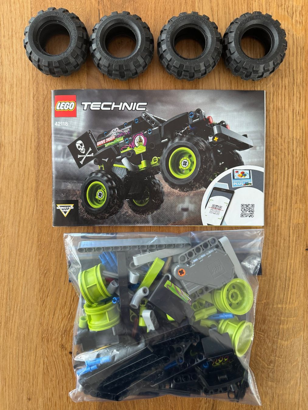 Lego Kit di costruzioni: Lego Technic 42118 Monster Jam Grave Digger 2in1 Pull back – Usato da Rüschlikon venduto da Delfinissa 2