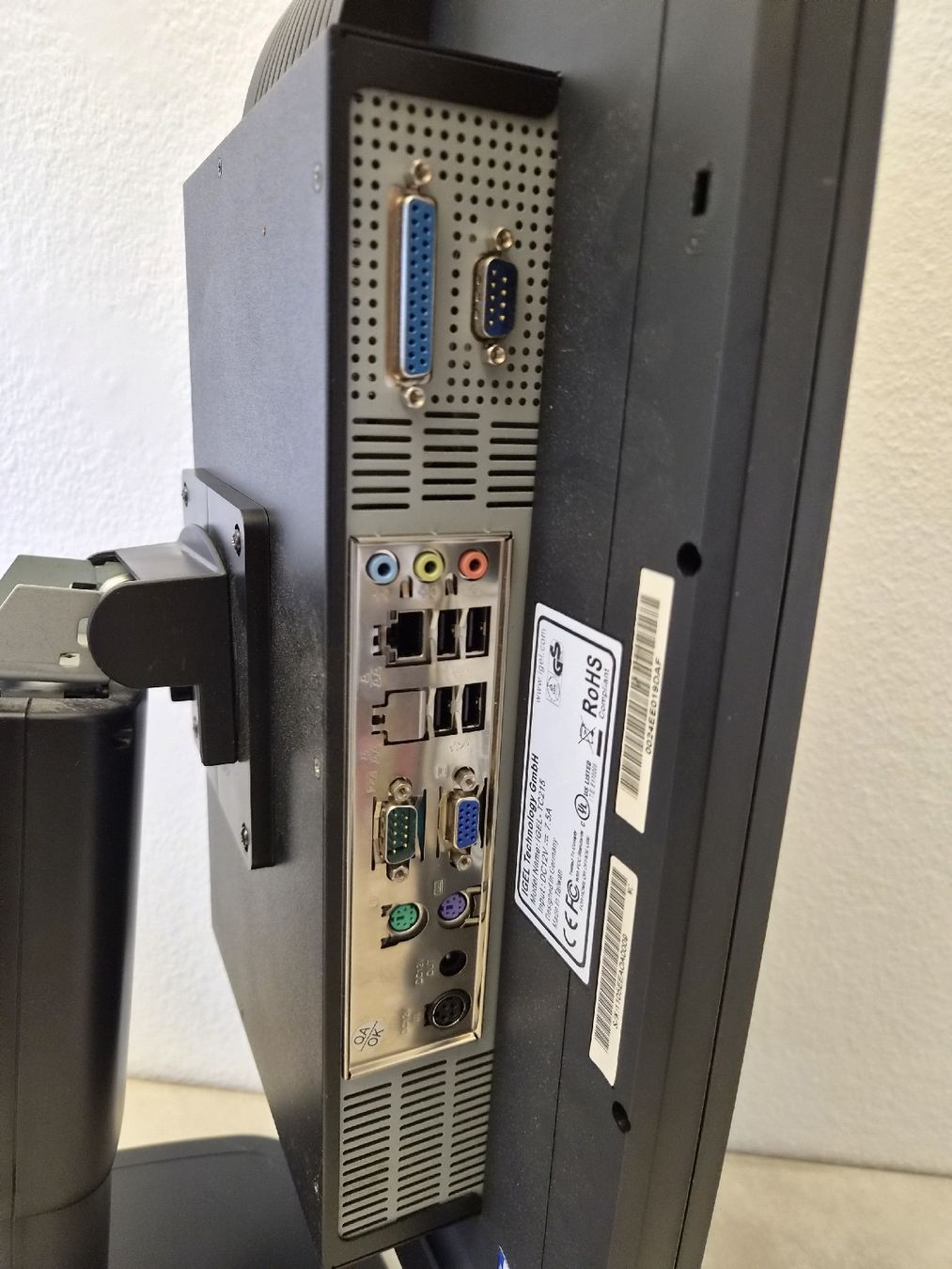PC: Igel TC215 Universal Desktop Thin Client/21" Atom N270 1,60  – Usato da SCHAFFHAUSEN venduto da Atami99 4