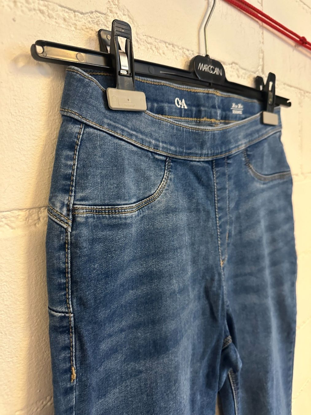 C&A Jeans: Jeggings von C&A (36) – Usato da Urdorf venduto da ARJN 3