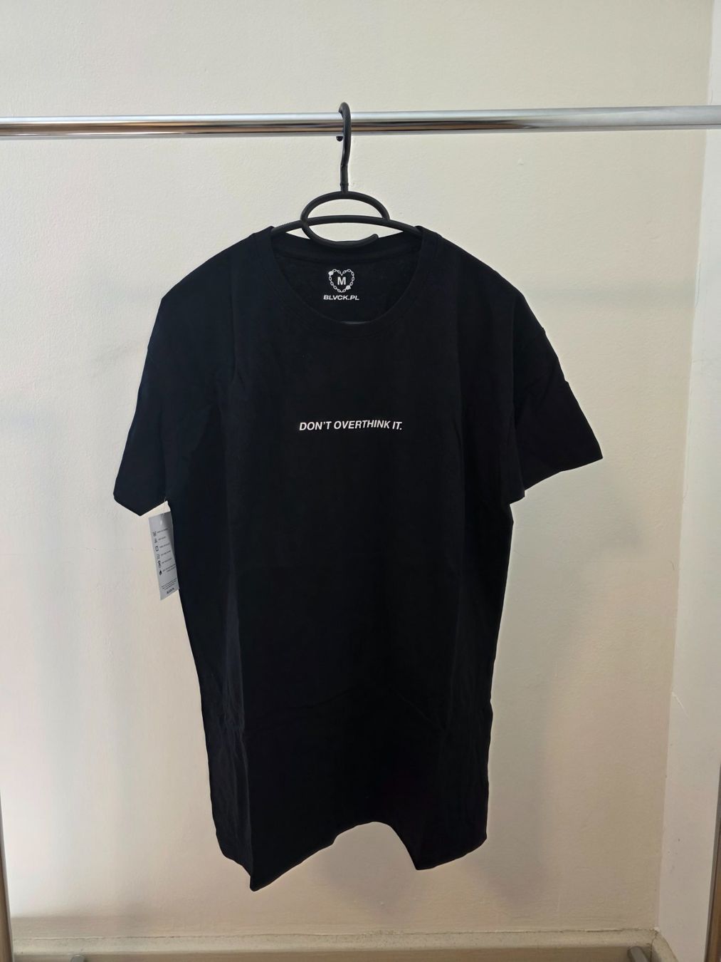 T-Shirts: T-Shirt "don't overthink it" Blvck – Neu (gemäss Beschreibung) aus Rothenfluh von sel_j856