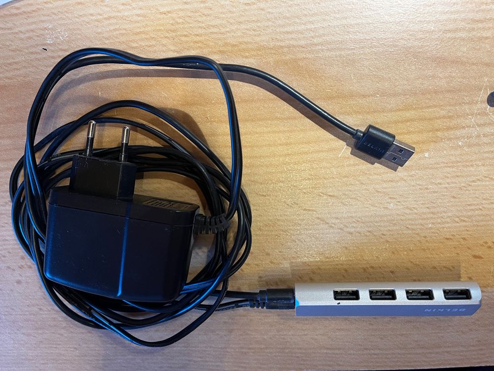 Belkin n10117 usb hub 1 zu 4 mit power kaufen auf ricardo