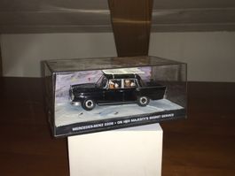 Mercedes-Benz 220S 1/43 -  007 James Bond