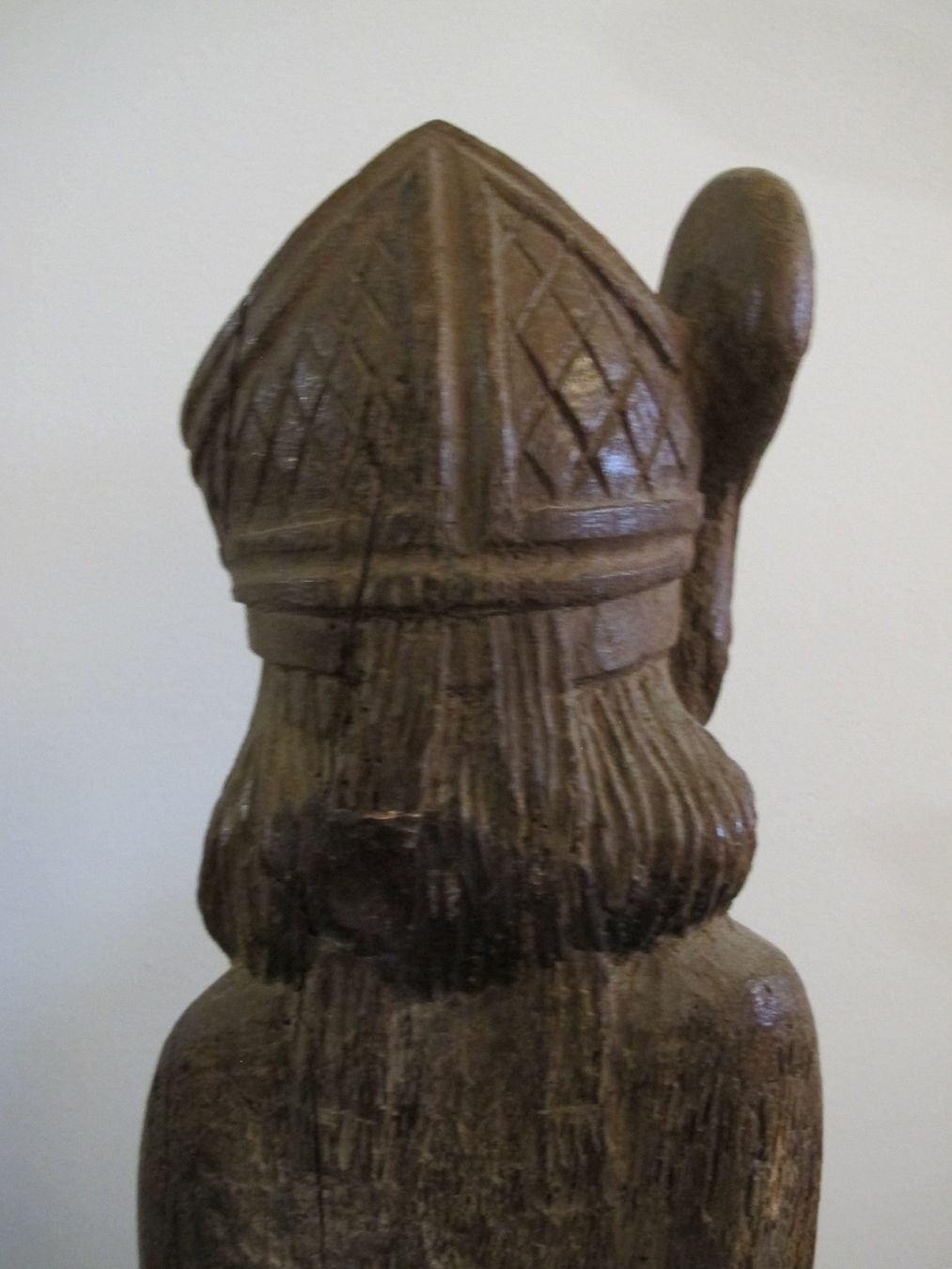 Statuette: heiliger St. Patrick gotische Eichenholz Figur Mitelalter – Usato da Wädenswil venduto da Turusukko 6