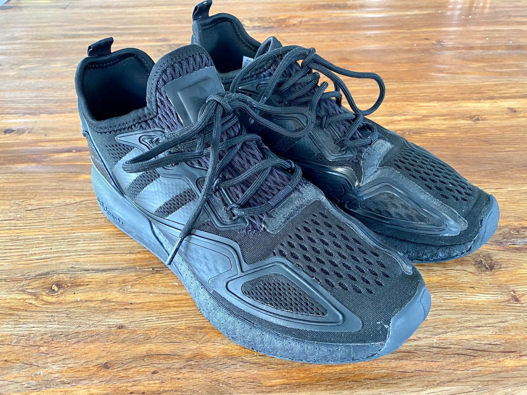Adidas Scarpe per ragazzi: coole Adidaa Sneakers Gr. 40 2/3 – Usato da Buchrain venduto da Sunny026