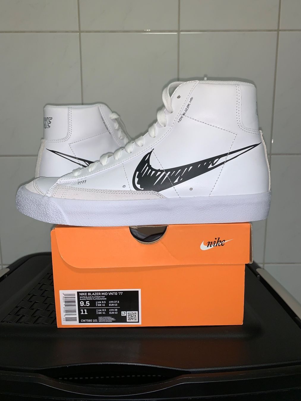 Nike Scarpe da uomo: Nike Blazer Mid 77 Grösse EU 43 – Nuovo e nell'imballaggio originale da Tuggen venduto da Kawest0