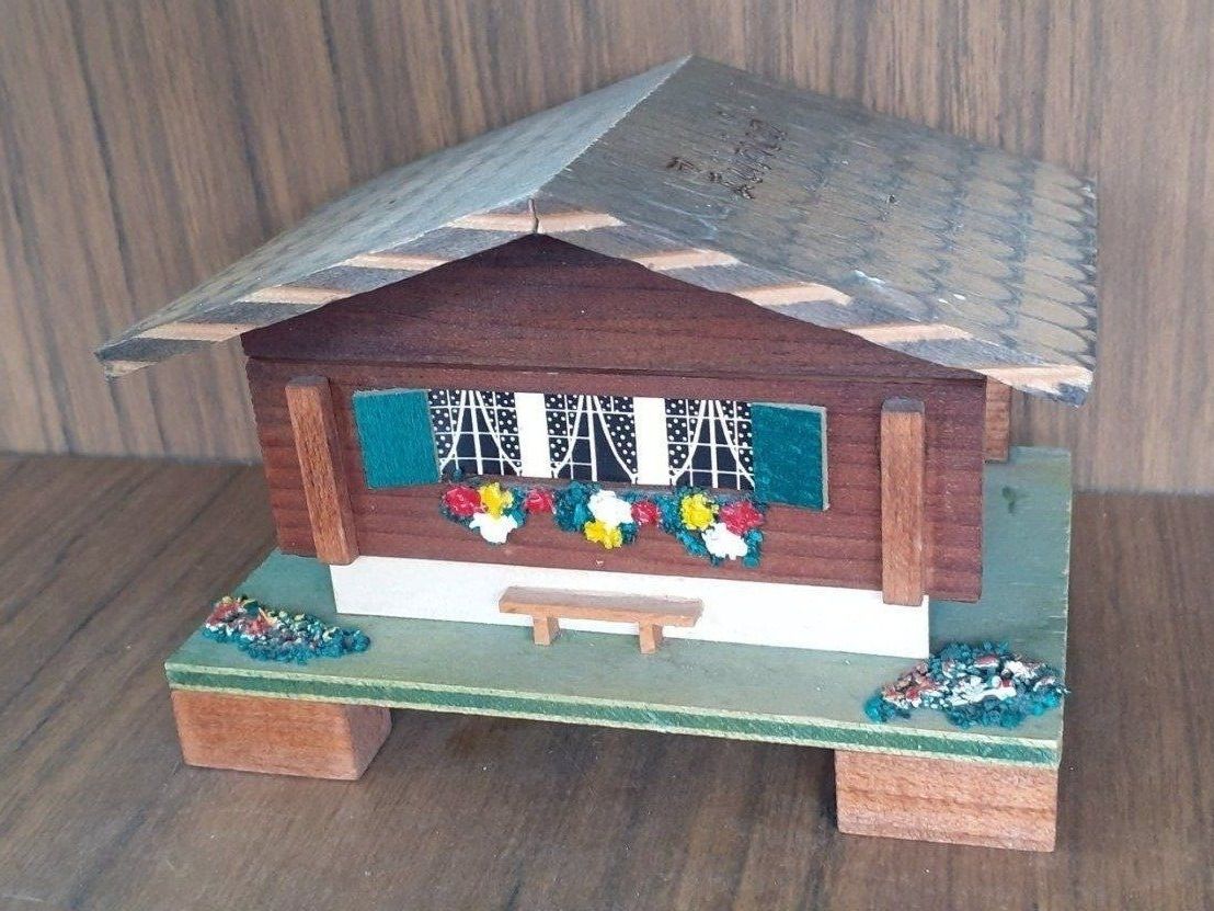 Carillon: Spieldose antik - Schweizer Chalet – Usato da Mörschwil venduto da antiksalon 4