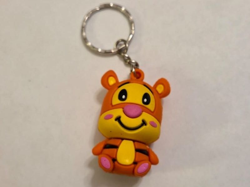 USB Sticks: Clé USB Tigrou Disney avec porte-clés 4 GB – Neu und originalverpackt aus Territet von Cenh 1