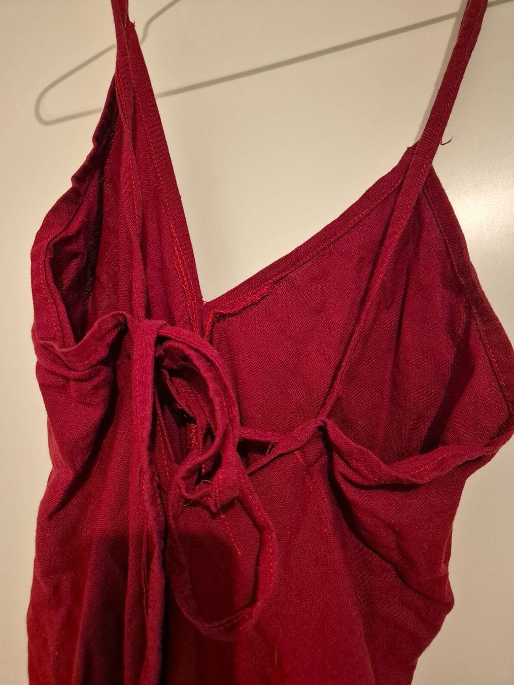 Robes: Weinrotes Sommer- / Strandkleid – D'occasion à Niederwil SG par javatux 2