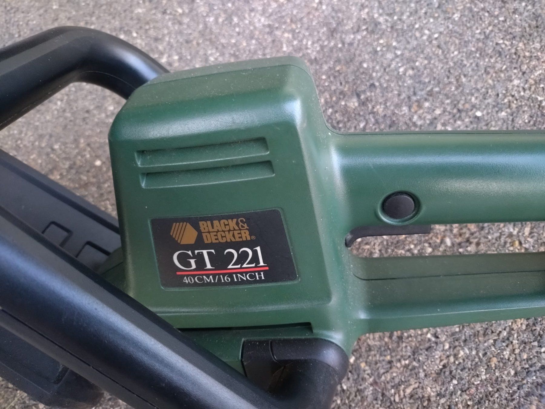 Tutte le macchine: Heckenschere Black & Decker GT 221 – Usato da Wald ZH venduto da darioq21 4