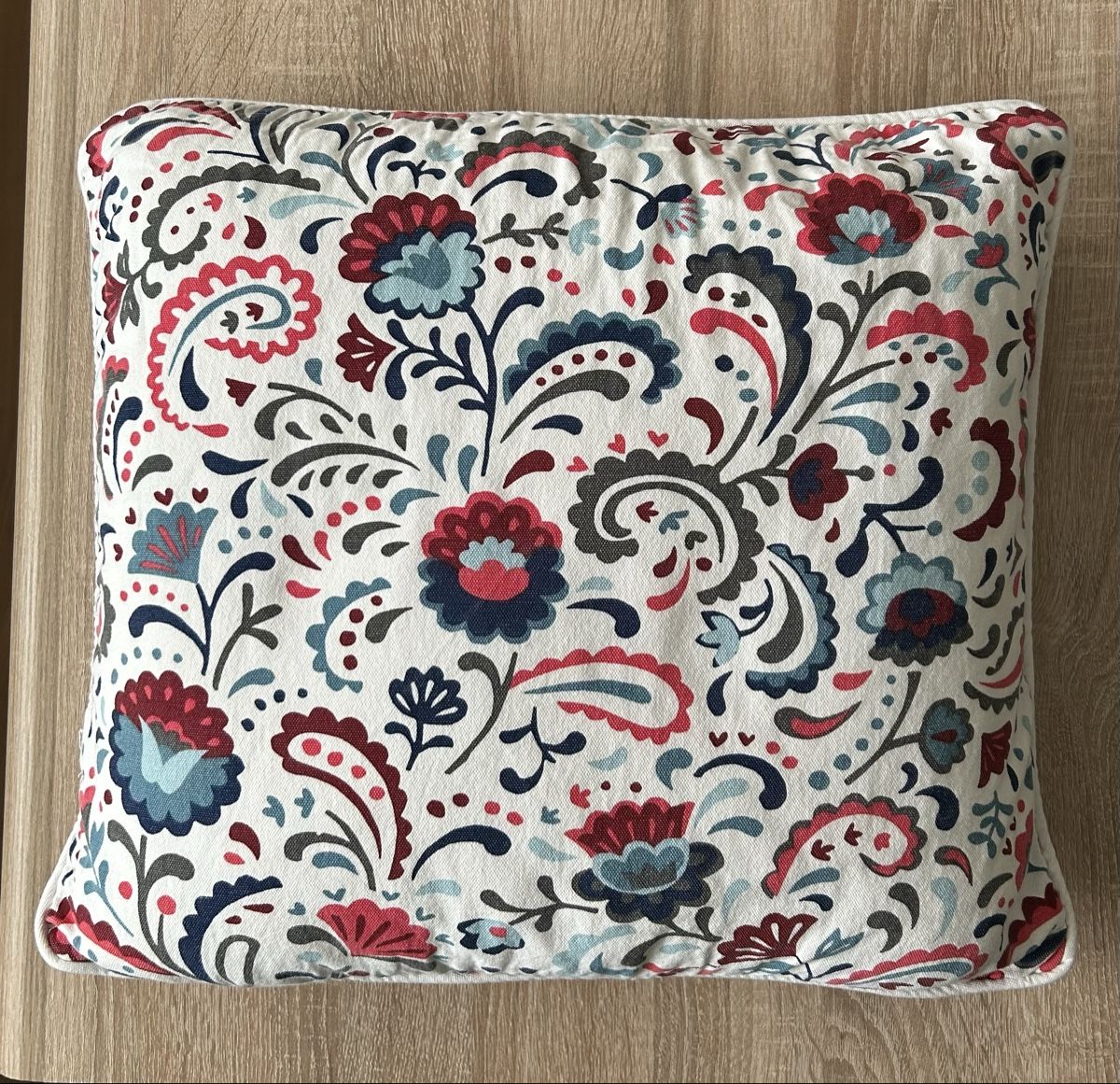 Ikea Cuscini: 4x Dekokissen 50x50cm – Usato da Ennenda venduto da mar_kz98 1