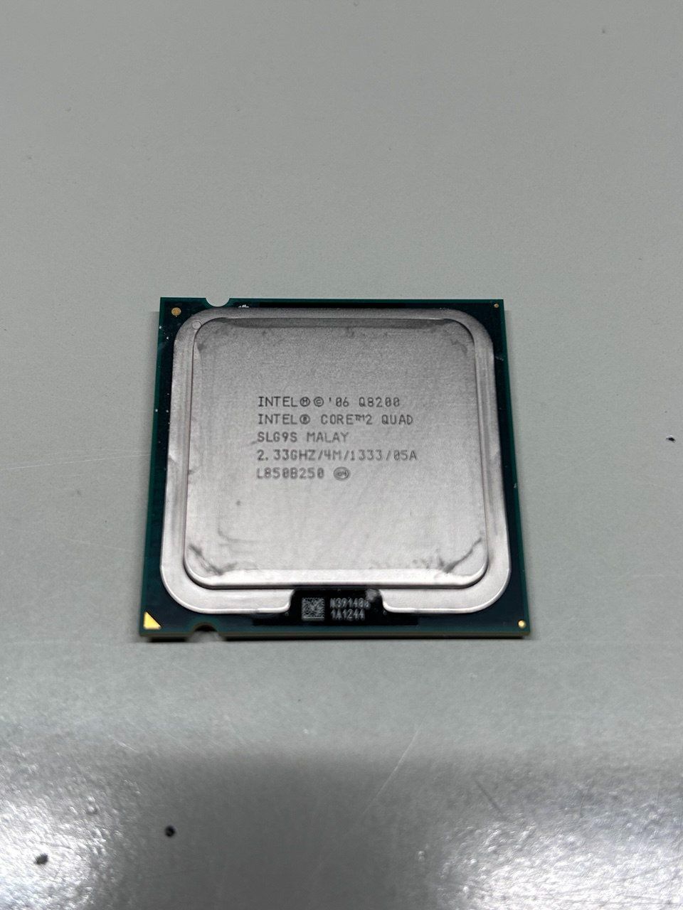 Intel Componenti elettronici: Intel Core 2 Quad Q8200 (SLG9S) – Usato da Giubiasco venduto da LorisVale 2