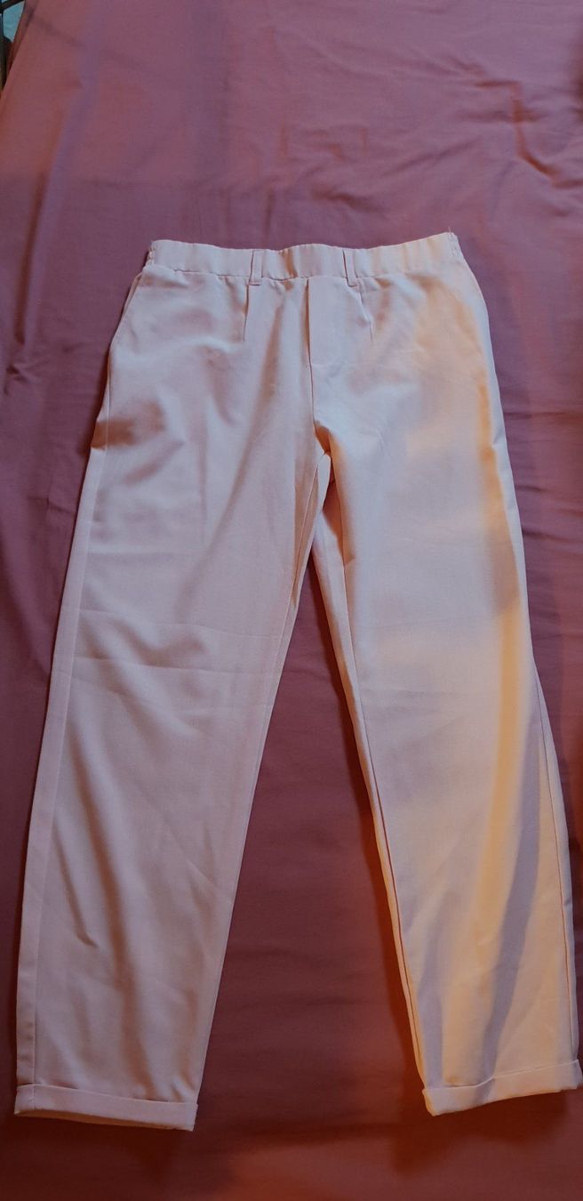 Pantalons: Sommerhosen S – D'occasion à Bubendorf par ang_b829