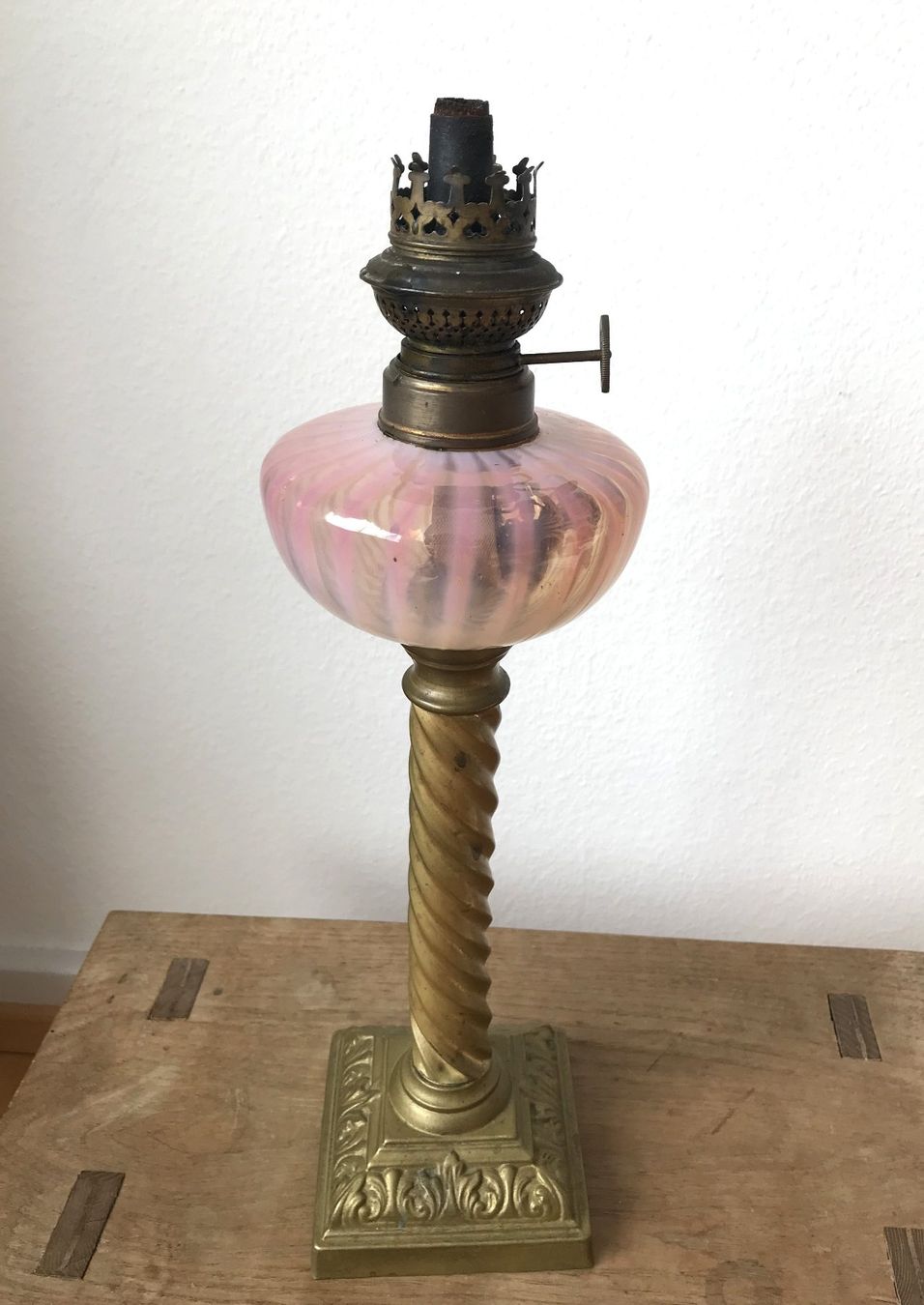Lampen: ANTIKE JUGENDSTIL ÖLLAMPE – Gebraucht aus Luzern von Immergern