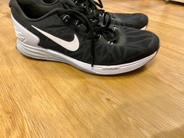 NIKE LUNARGLIDE