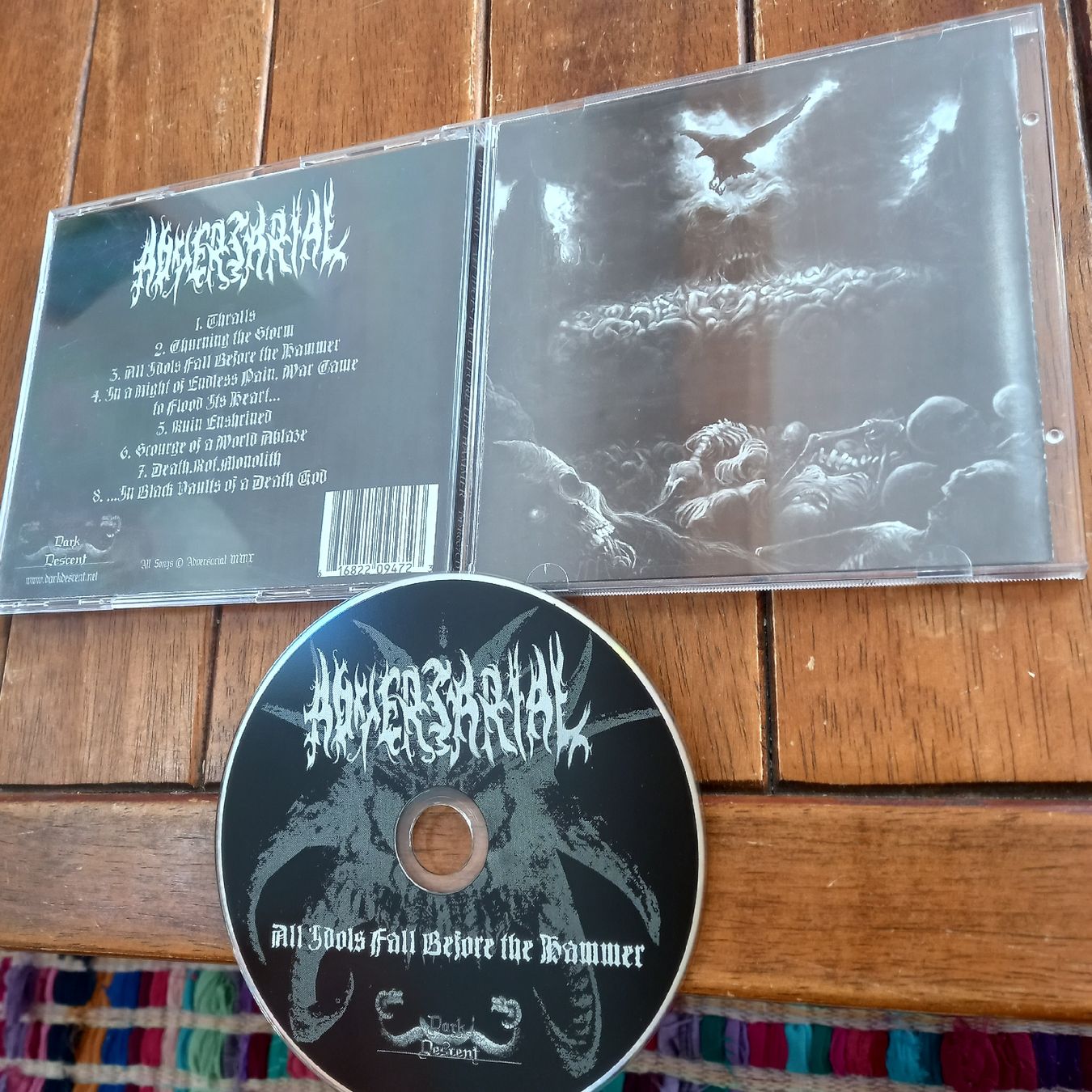 CD: adversarial- all idols... – Usato da St-Cergue venduto da VeganWarrior