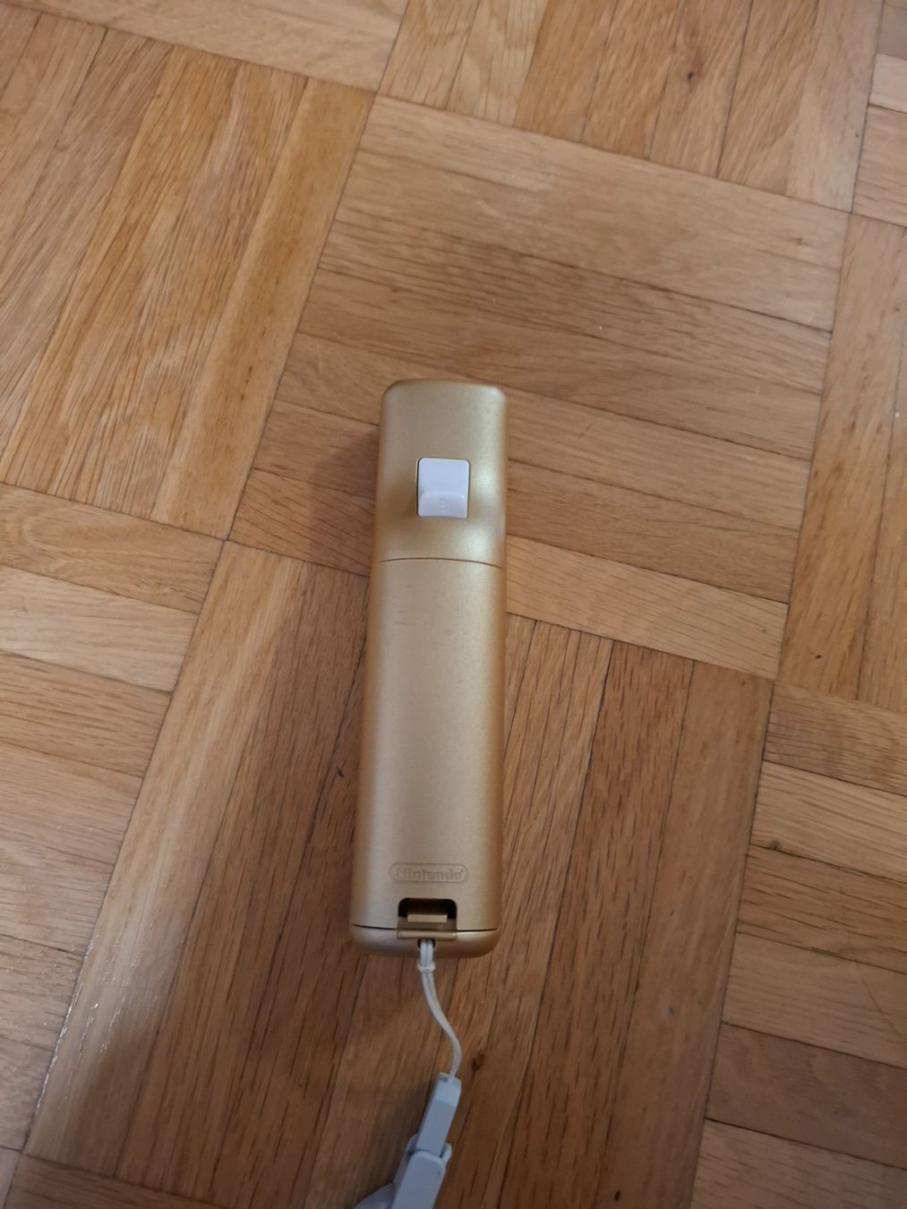 Nintendo Controller: Nintendo Wiimote Zelda Edition – Usato da Gipf-Oberfrick venduto da Konsolen_Colin 1