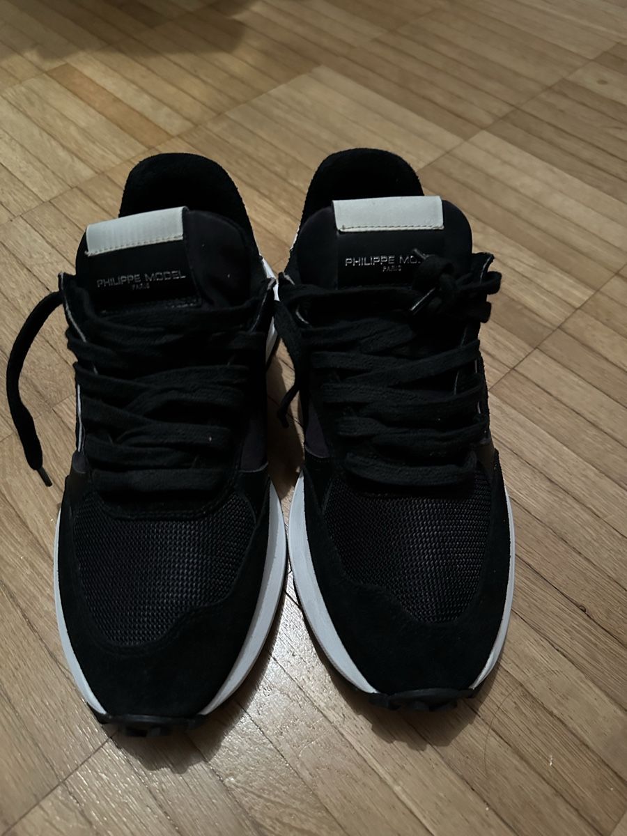 Scarpe da donna: Philippe Model - Elegante und komfortable Sneaker – Usato da Schlieren venduto da James1010