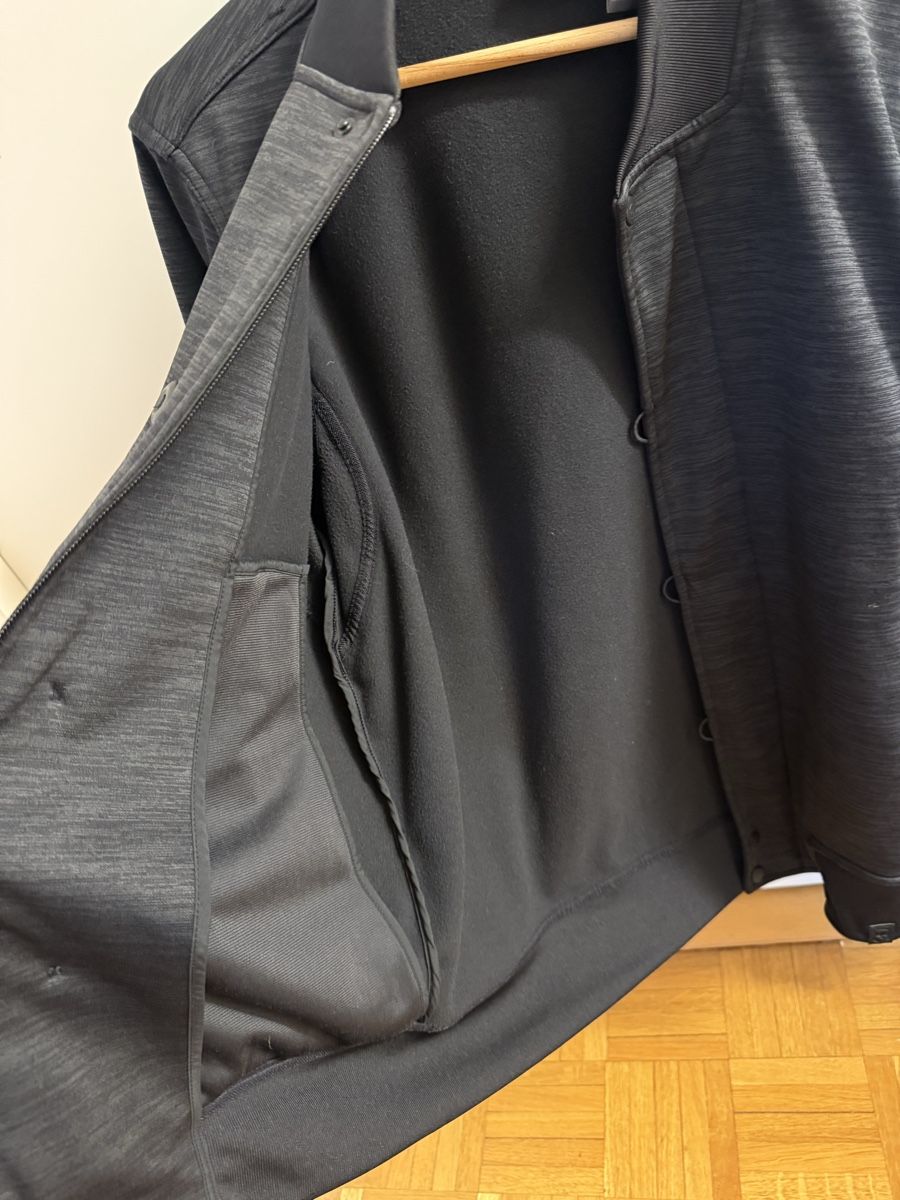 Maglioni & Felpe: Jaquette Victorinox - taille S – Usato da Genève venduto da Igoreuf 3